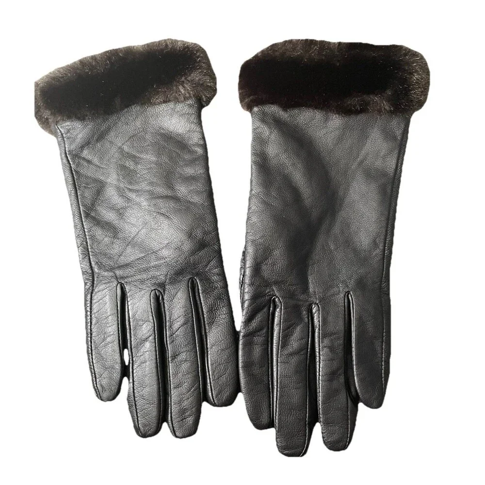 Isotoner Women's Leather Driving Gloves Chocolate NWOT Size 7.5 - Picture 1 of 3